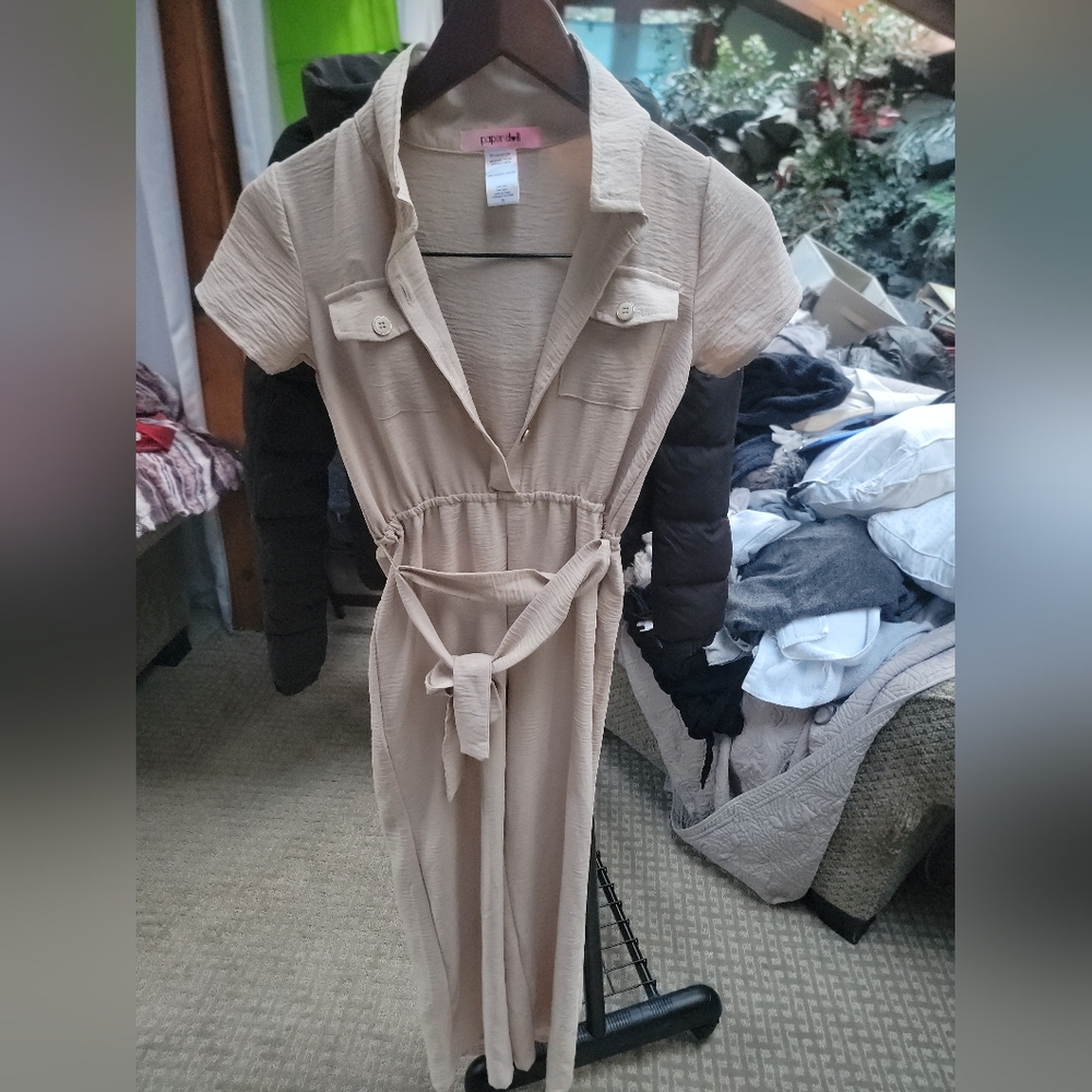 Beige Short-Sleeve Belted Dress